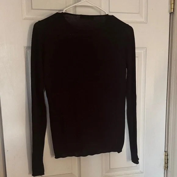 Zara Women's Elegant Black Long Sleeve Tee - Picture 3 of 3